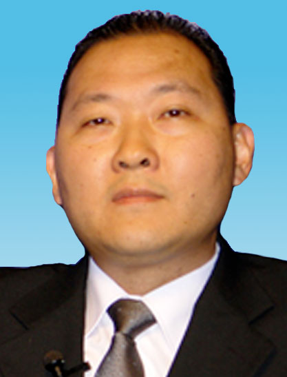 Dr. Eiffel Tsuyoshi Dobashi - Primeiro Secret&aacute;rio